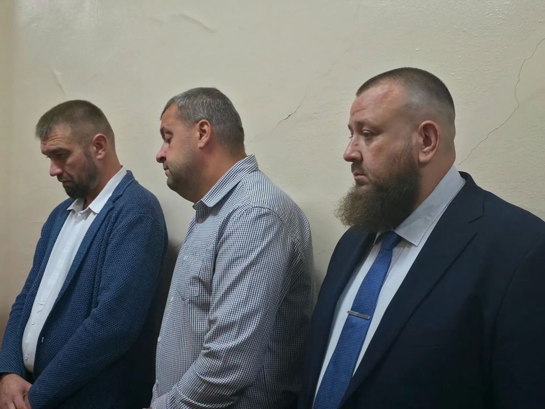 Константин Бутримов: Между датами – целая жизнь, отданная за нас: на «ЛУГАМАШе» навечно вписали имена Героев в историю предприятия Константин Бутримов: Между датами – целая жизнь, отданная за нас: на «ЛУГАМАШе» навечно вписали имена Героев в историю предприятия