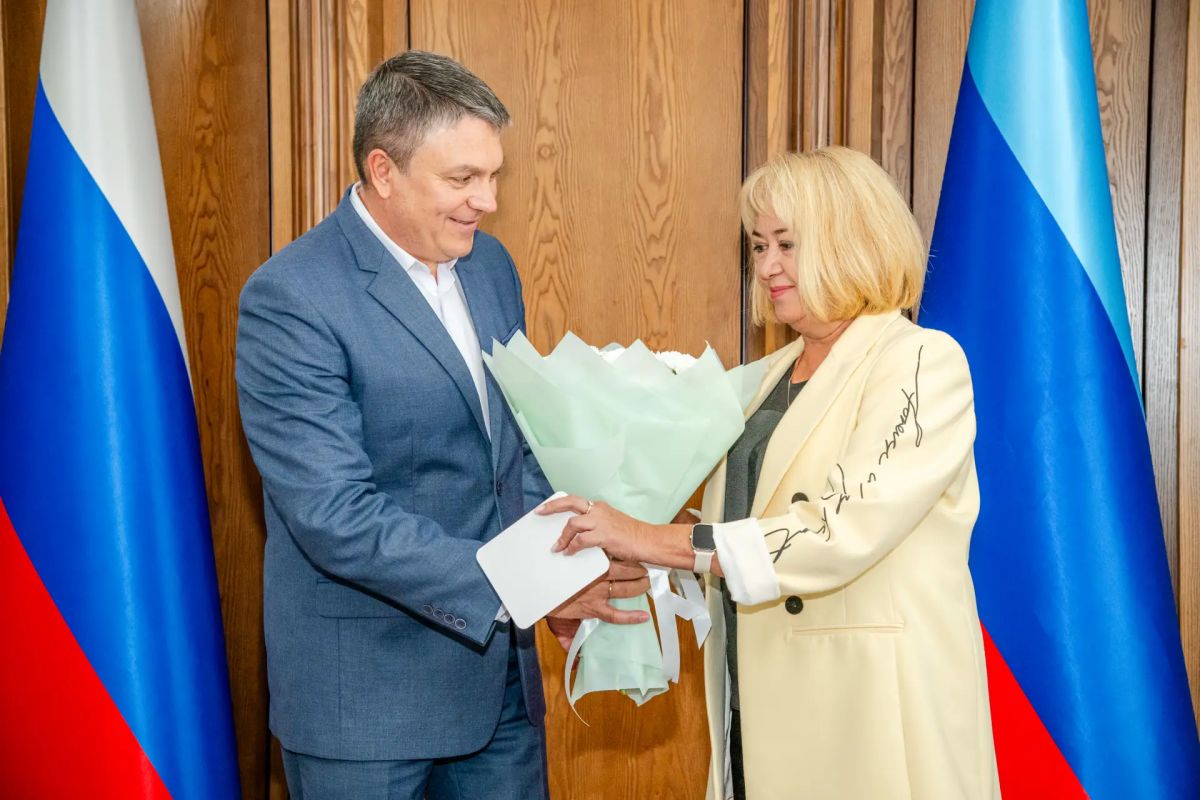 Леонид Пасечник: Финансовая система республики работает стабильно Леонид Пасечник: Финансовая система республики работает стабильно