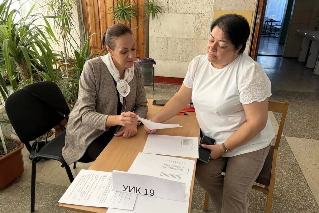 С 9 сентября все избирательные участки ЛНР начали работу С 9 сентября все избирательные участки ЛНР начали работу