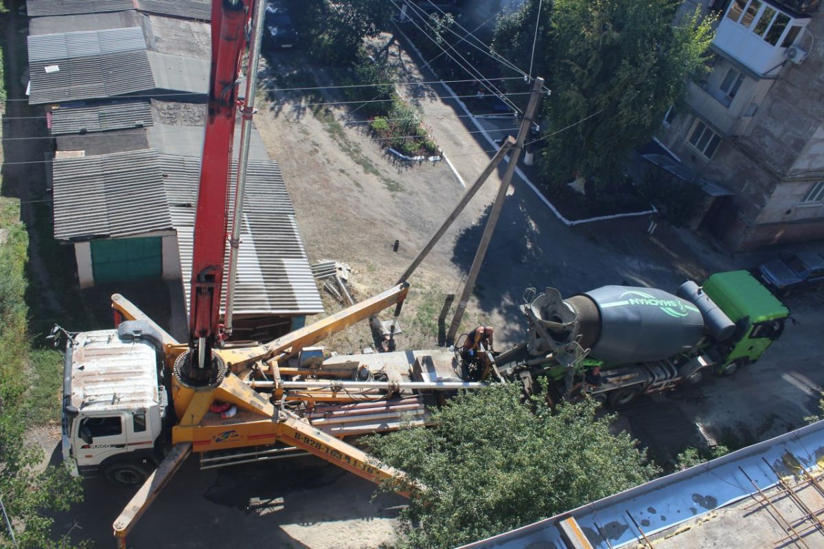 В Зимогорье продолжается ремонт многоквартирных домов В Зимогорье продолжается ремонт многоквартирных домов