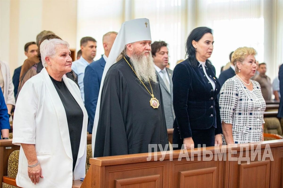 В столице ЛНР назвали нового почетного гражданина Луганска В столице ЛНР назвали нового почетного гражданина Луганска