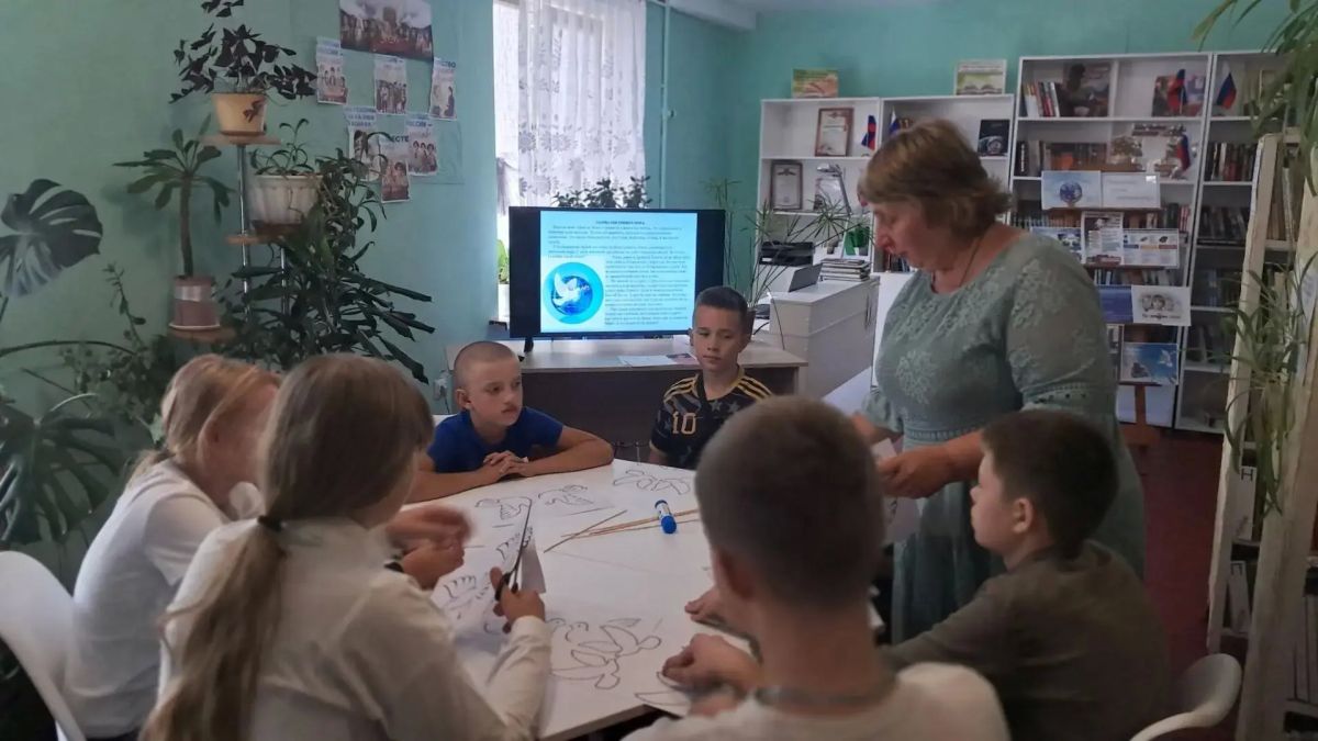 Оренбургские библиотекари организовали мероприятия для перевальских ребят Оренбургские библиотекари организовали мероприятия для перевальских ребят