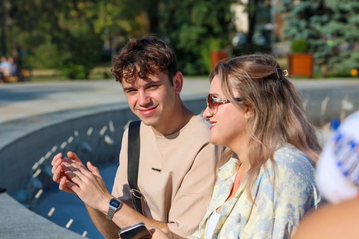 Правоохранители поздравили луганчан с Днём города Правоохранители поздравили луганчан с Днём города