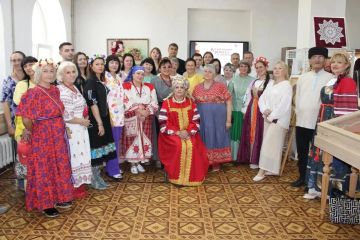 Наталья Радная приняла участие в выставке "Калейдоскоп ремёсел Луганщины"