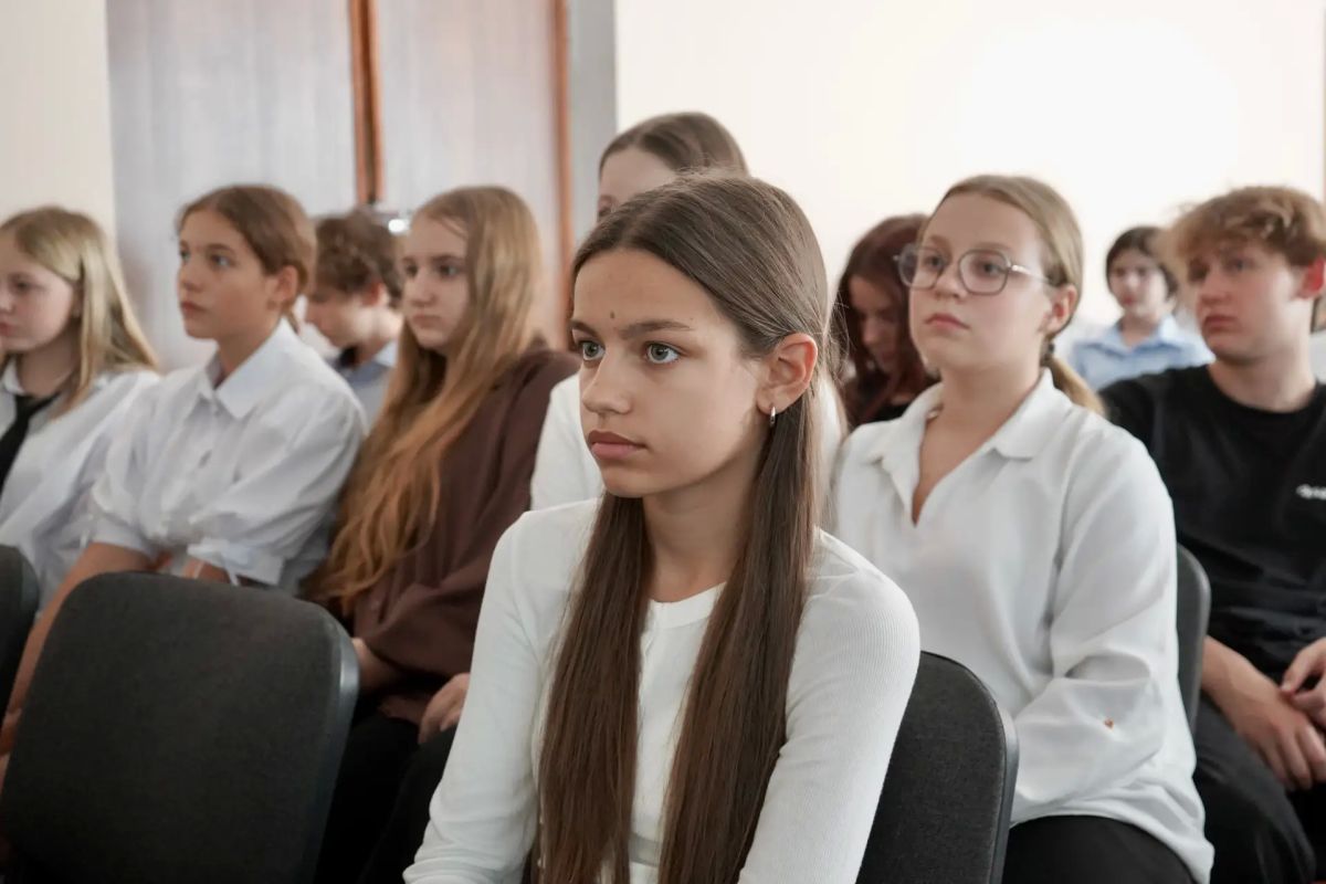 «Начеку!» снова в деле: школьники вспомнили правила безопасности «Начеку!» снова в деле: школьники вспомнили правила безопасности