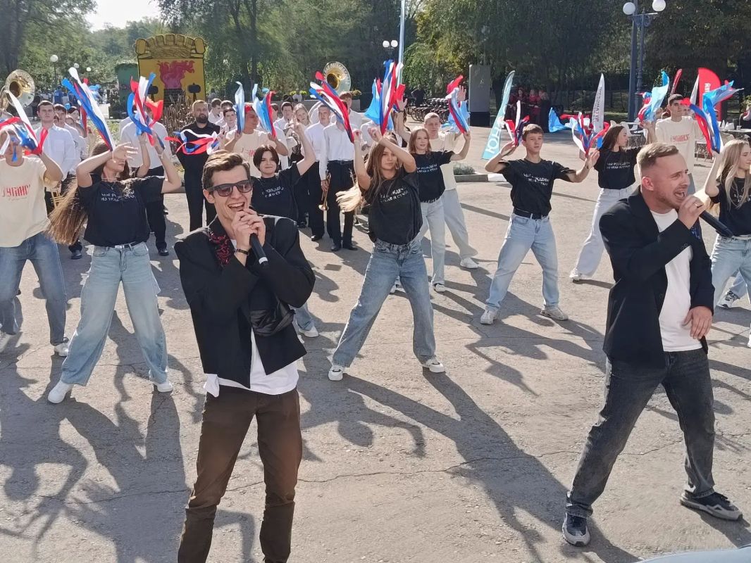 Вот и отгремели три праздничных дня, посвящённых годовщине основания Луганска Вот и отгремели три праздничных дня, посвящённых годовщине основания Луганска