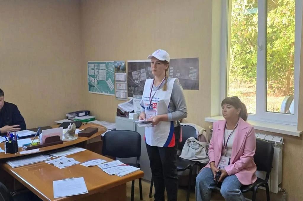 «ИнформУИК» в Краснодонском округе: информируем на дому и на предприятиях «ИнформУИК» в Краснодонском округе: информируем на дому и на предприятиях