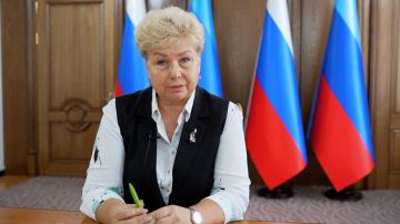 Ольга Бас: Скоро настанет важное событие для Луганской Народной Республики, как и для других трех исторических территорий России, мы впервые будем принимать участие в выборах депутатов в Государственную Думу РФ. Это событие...