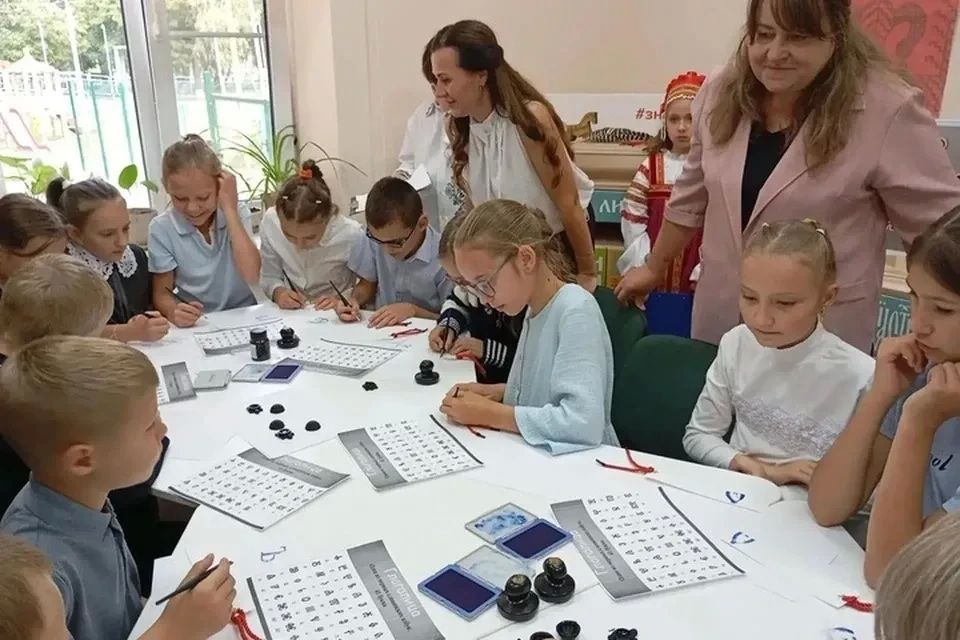 В Белокуракино после ремонта открылась детская библиотека с лабораторией «#ЗнайЧитай»