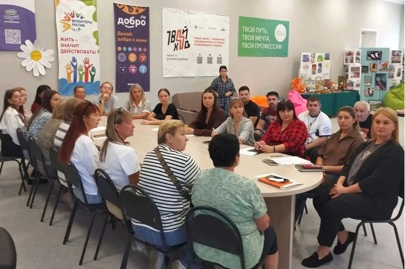 В Червонопартизанске обсудили ключевые вопросы жизни города: от дачной амнистии до поддержки бойцов СВО В Червонопартизанске обсудили ключевые вопросы жизни города: от дачной амнистии до поддержки бойцов СВО