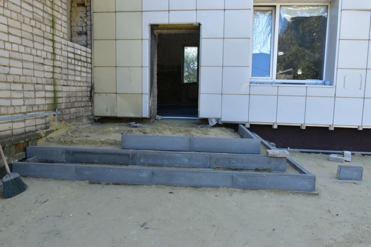 В Новопскове по Народной программе ремонтируют больницу В Новопскове по Народной программе ремонтируют больницу
