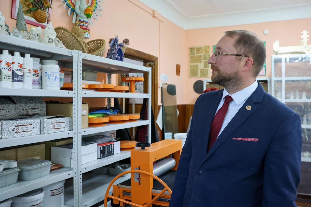 Роман Олексин: Побывал в Детской школе искусств города Первомайска Роман Олексин: Побывал в Детской школе искусств города Первомайска