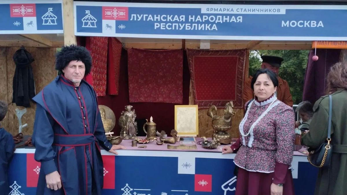 Мастера «Левши» представили ЛНР на фестивале «Казачья станица Москва» Мастера «Левши» представили ЛНР на фестивале «Казачья станица Москва»
