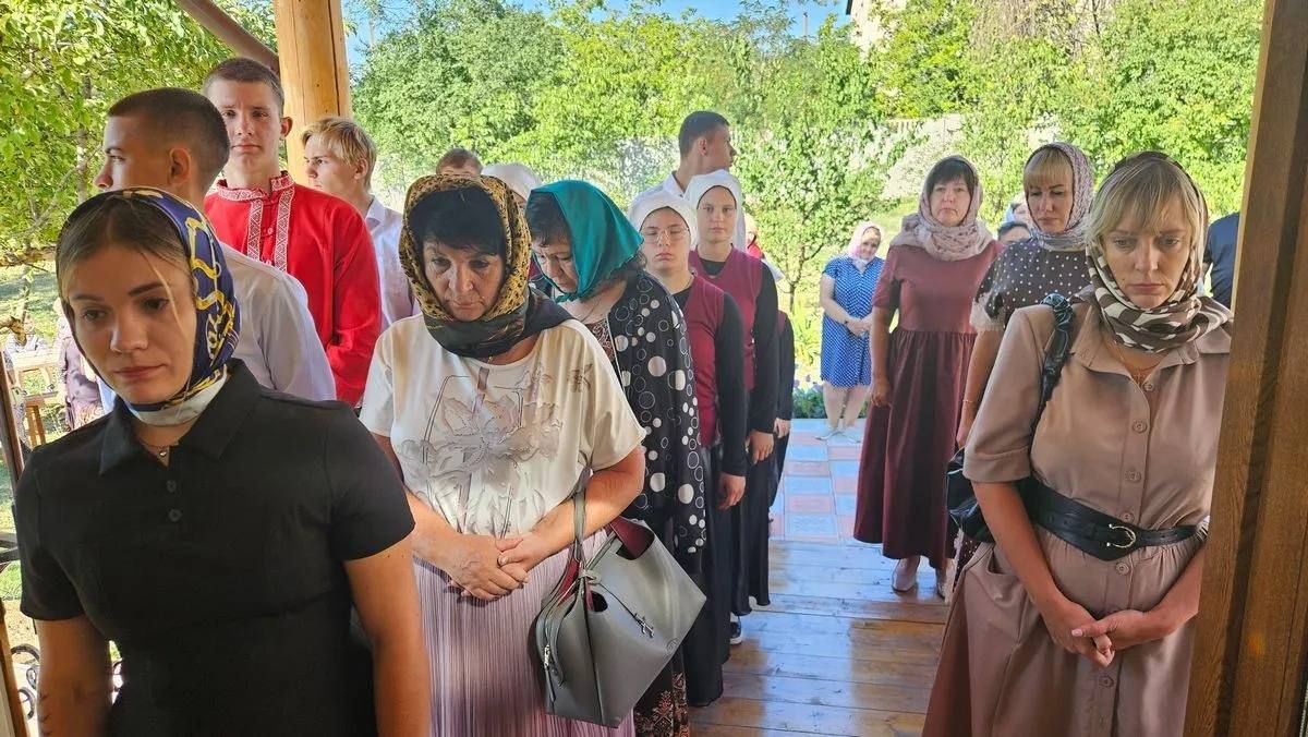 Инна Швенк: В Перевальской школе-интернате произошло знаменательное событие: состоялось торжественное освящение часовни, возведенной в честь праведного Симеона Богоприимца Инна Швенк: В Перевальской школе-интернате произошло знаменательное событие: состоялось торжественное освящение часовни, возведенной в честь праведного Симеона Богоприимца