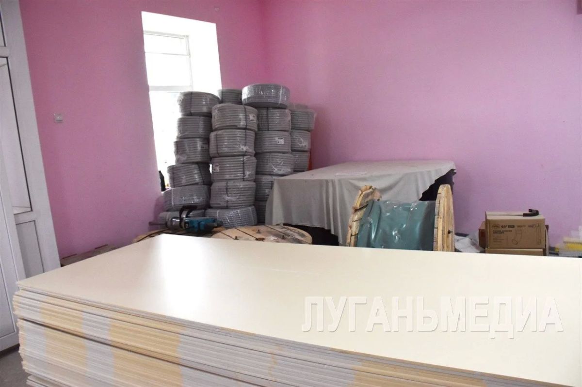 В Детской школе искусств № 1 города Брянки продолжается капремонт В Детской школе искусств № 1 города Брянки продолжается капремонт