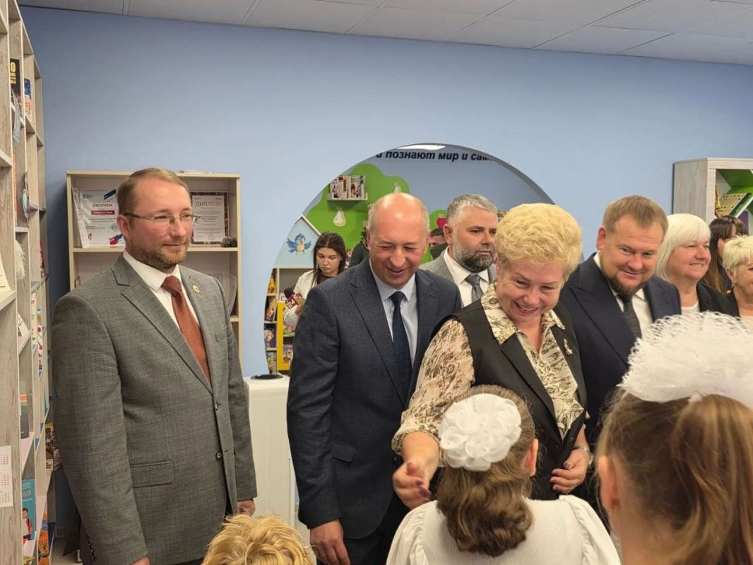 Ольга Бас: С гордостью сообщаю, что в рамках национального проекта «Семья» завершилась модернизация Славяносербской центральной библиотеки Ольга Бас: С гордостью сообщаю, что в рамках национального проекта «Семья» завершилась модернизация Славяносербской центральной библиотеки