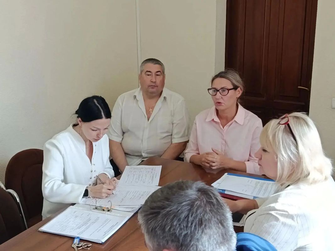Личный прием Глава города Яна Пащенко провела совместно с руководителем прокуратуры Каменнобродского района Личный прием Глава города Яна Пащенко провела совместно с руководителем прокуратуры Каменнобродского района