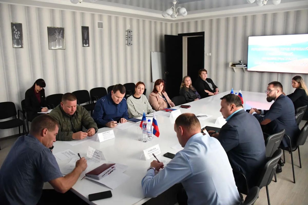 Провели встречу с членами семей погибших участников специальной военной операции Провели встречу с членами семей погибших участников специальной военной операции
