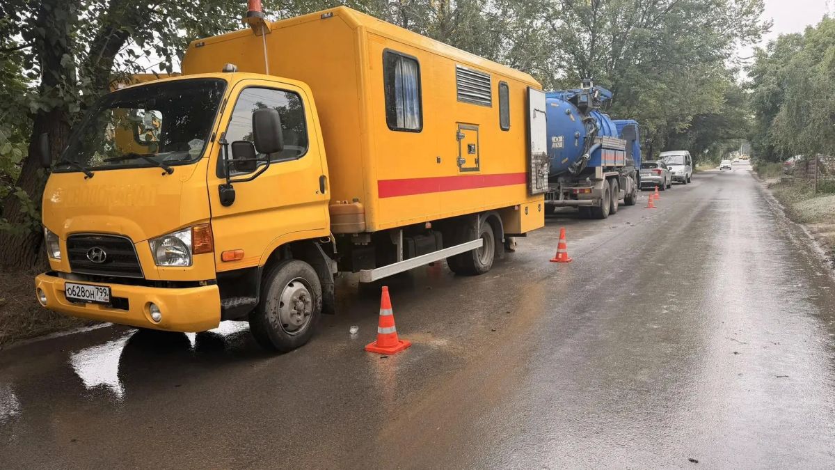 «Лугансквода» проводит планово-предупредительный ремонт на водопроводной насосной станции Луганска «Лугансквода» проводит планово-предупредительный ремонт на водопроводной насосной станции Луганска
