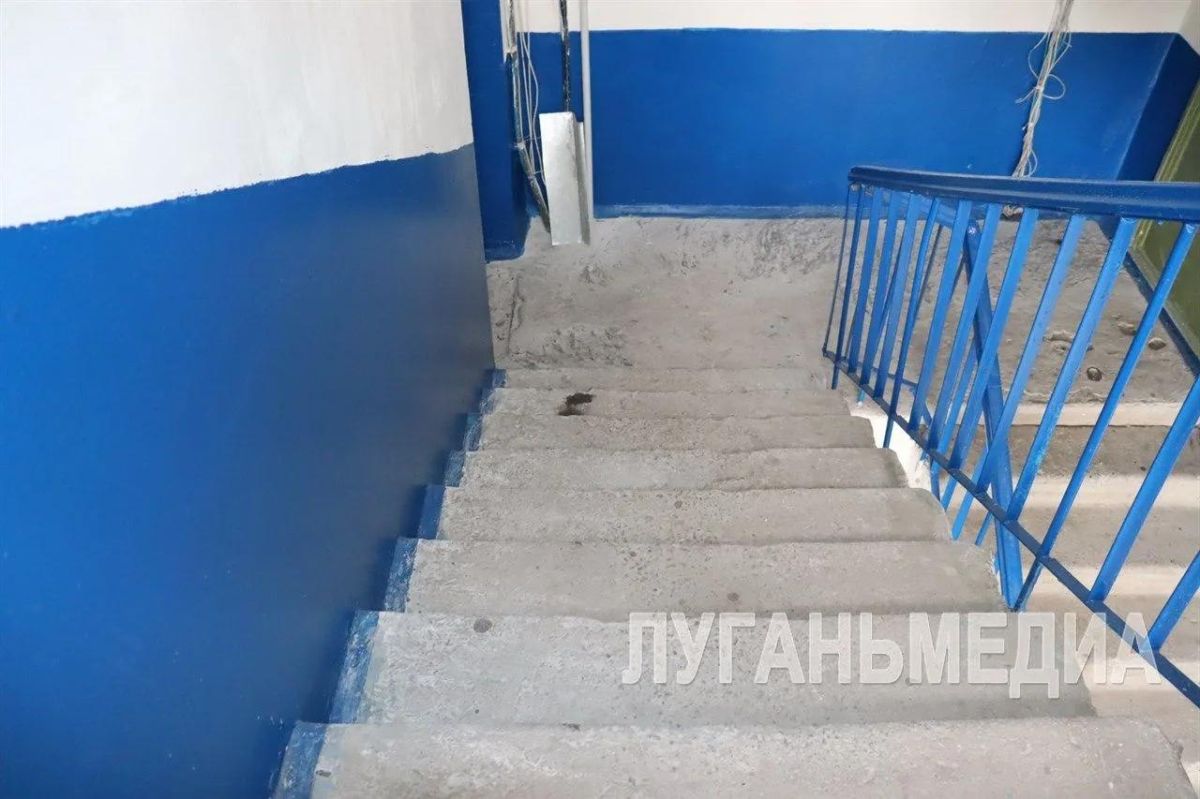 «Единый региональный фонд по управлению многоквартирными домами на территории ЛНР» обновляет подъезды многоэтажек в Свердловске «Единый региональный фонд по управлению многоквартирными домами на территории ЛНР» обновляет подъезды многоэтажек в Свердловске