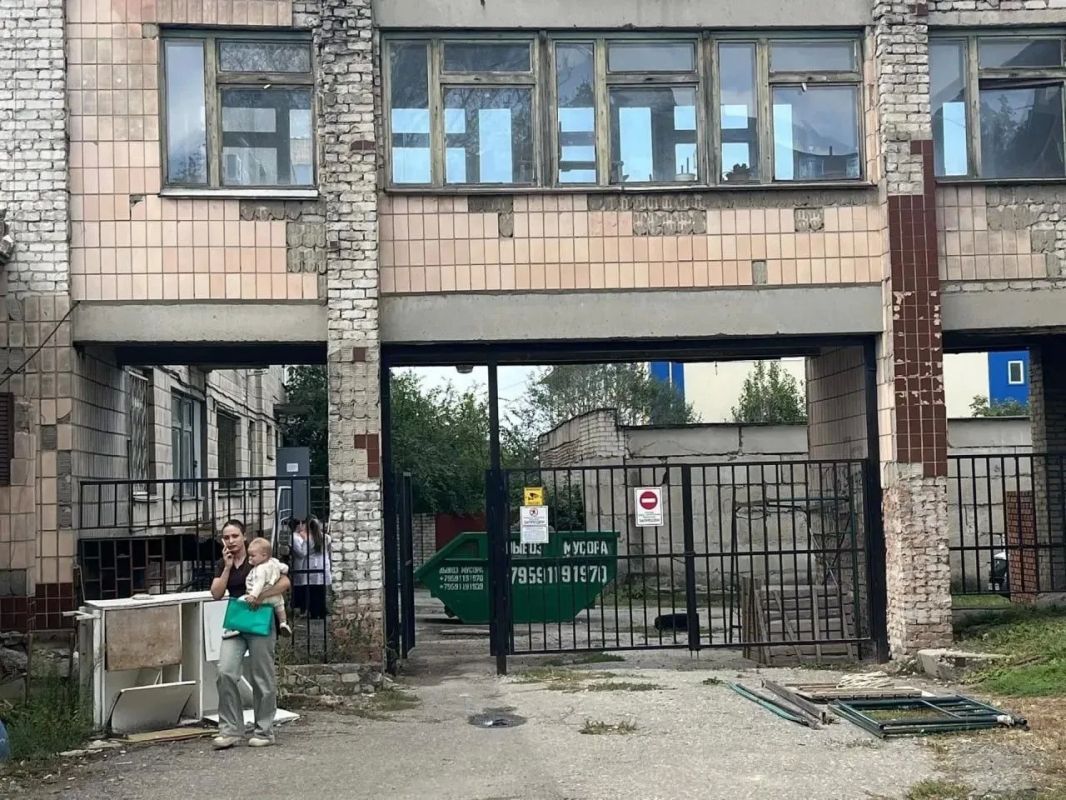 В Луганске обновляют детскую больницу N1 В Луганске обновляют детскую больницу N1