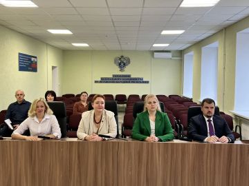 16 сентября 2026 года руководитель УФК по Луганской Народной Республике Светлана Васильевна Бородина совместно с заместителями руководителя Управления приняли участие в совещании с руководителями территориальных органов...