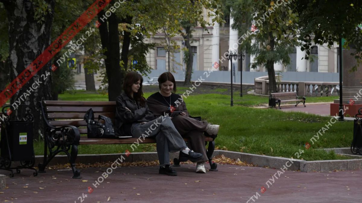 Луганский сквер у Академии имени Матусовского преобразился! Луганский сквер у Академии имени Матусовского преобразился!