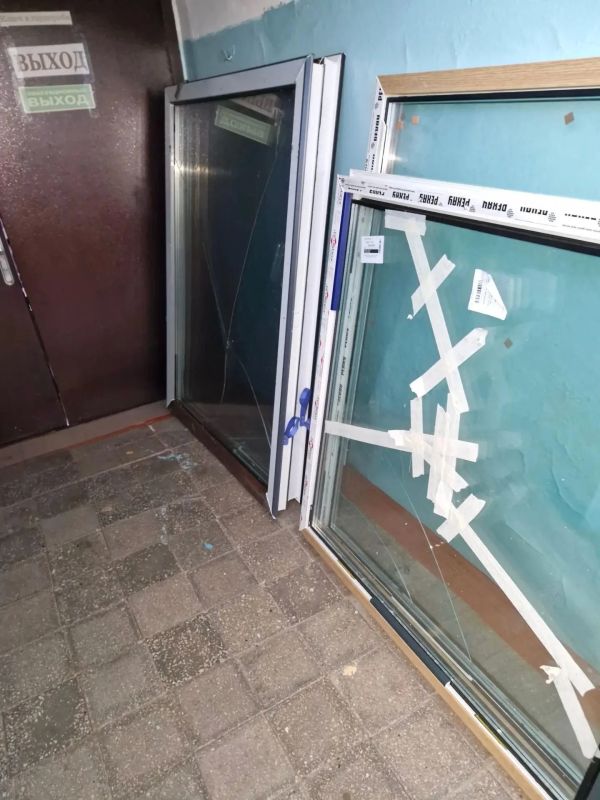В Марковской гимназии завершили замену окон В Марковской гимназии завершили замену окон