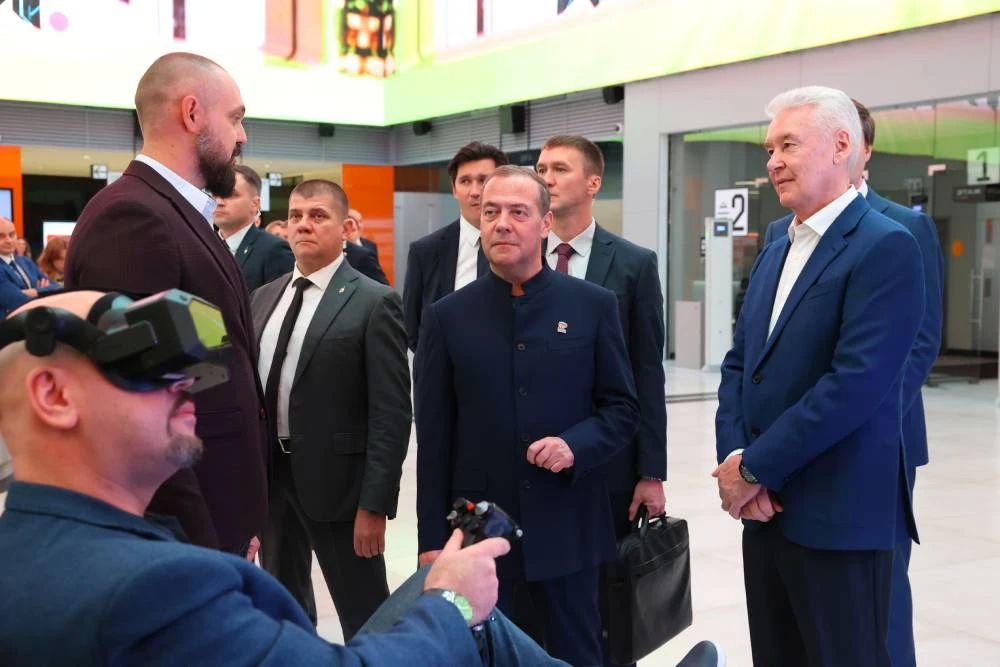 Дмитрий Медведев назвал условия для развития технологических проектов Дмитрий Медведев назвал условия для развития технологических проектов