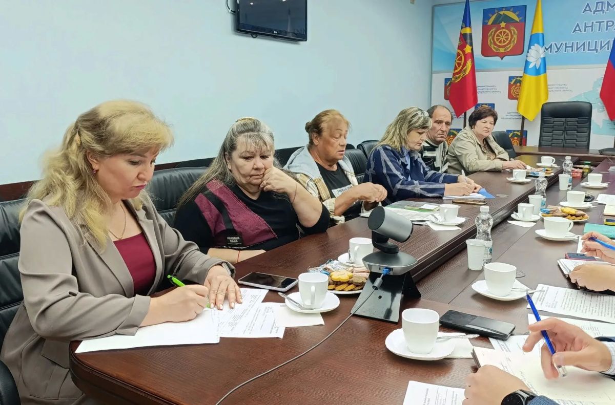 В Антраците состоялась встреча с семьями участников СВО В Антраците состоялась встреча с семьями участников СВО
