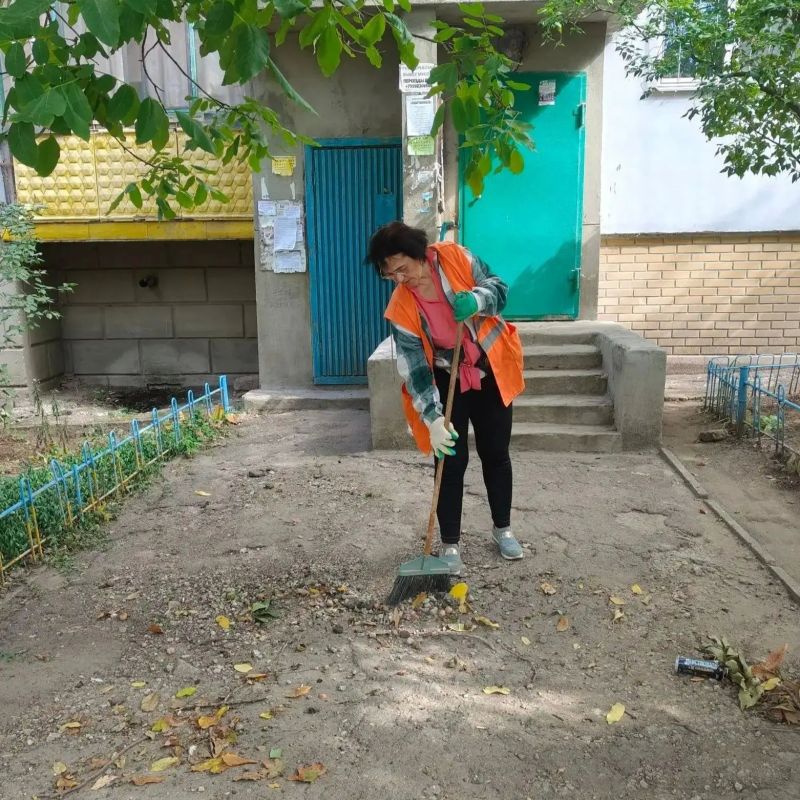 Коммунальными службами проведены работы на территории города Коммунальными службами проведены работы на территории города
