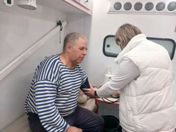 Передвижной ФАП Славяносербской ЦРБ посетил село Кряковка