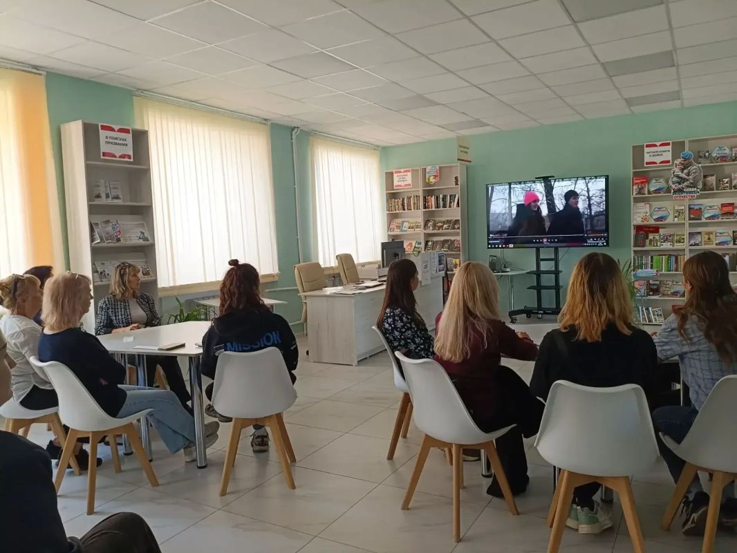«Жизнь — это главная ценность»: в Ровеньках прошла беседа о самом важном «Жизнь — это главная ценность»: в Ровеньках прошла беседа о самом важном
