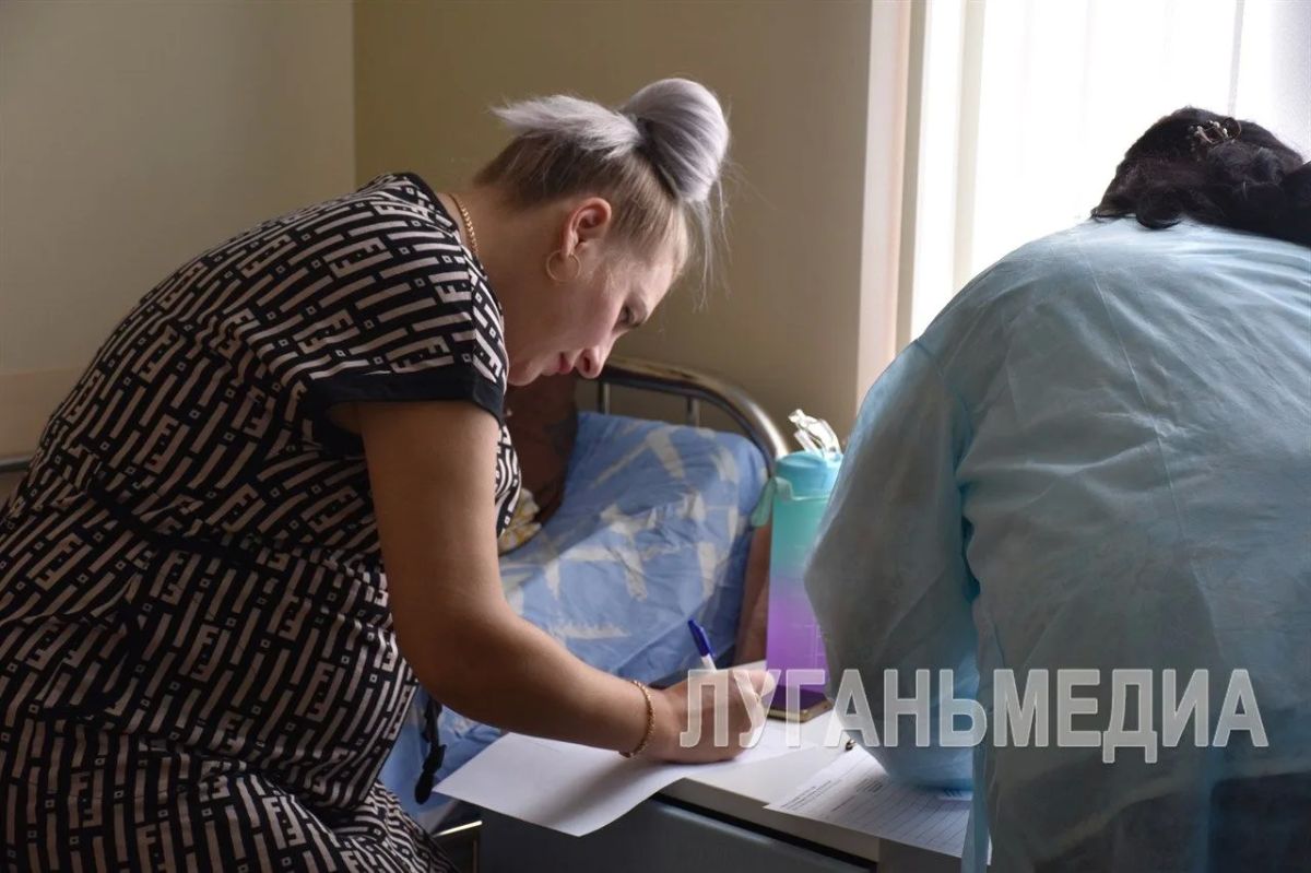 В Краснодонском районе не выходя из медицинского учреждения проголосовали будущие мамы В Краснодонском районе не выходя из медицинского учреждения проголосовали будущие мамы