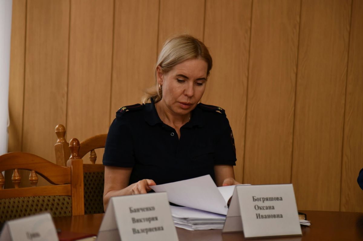 Проведено заседание Комиссии по делам несовершеннолетних и защите их прав Проведено заседание Комиссии по делам несовершеннолетних и защите их прав