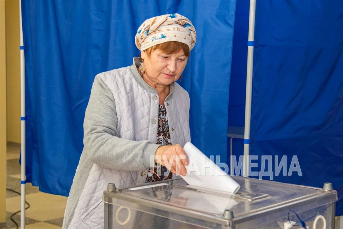 Супруги Никачевы являются участниками программы «Активное долголетие», серебряными волонтерами, членами клуба «Левша» и студентами Университета третьего возраста Супруги Никачевы являются участниками программы «Активное долголетие», серебряными волонтерами, членами клуба «Левша» и студентами Университета третьего возраста
