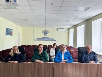 17 сентября 2026 года руководитель УФК по Луганской Народной Республике Светлана Васильевна Бородина совместно с заместителями руководителя Управления приняли участие в совещании Совета руководителей территориальных органов...