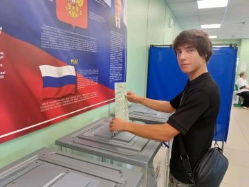 Лутугинская молодежь делает свой первый выбор: голосование продолжается!