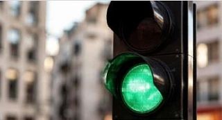 В Луганске дорожники обновили почти 2 тысячи дорожных знаков