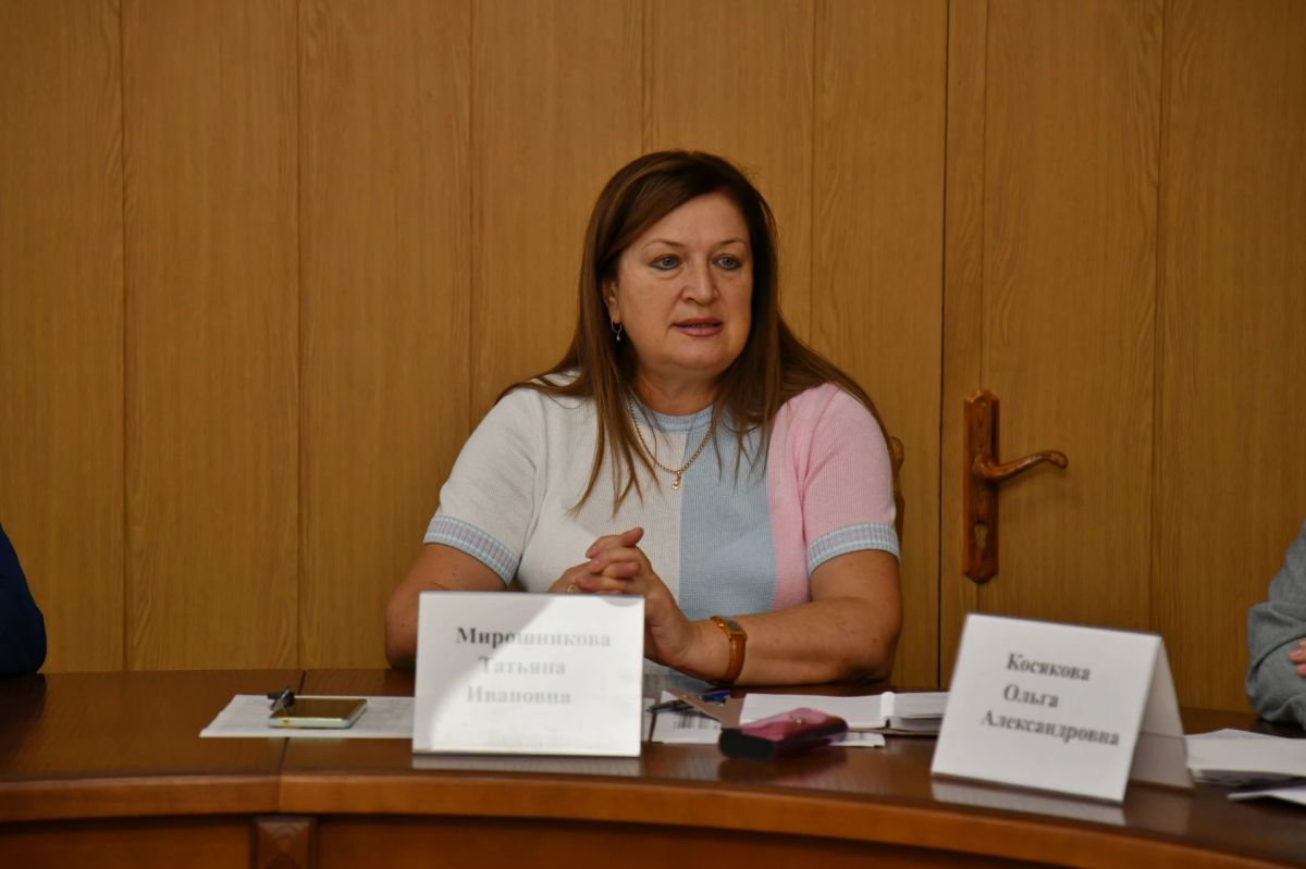 Проведено заседание Комиссии по делам несовершеннолетних и защите их прав Проведено заседание Комиссии по делам несовершеннолетних и защите их прав