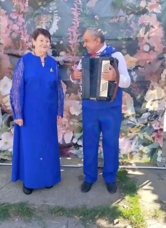 Праздничная программа «Любимая сторонка» прошла в селе Нижнедеревечка Праздничная программа «Любимая сторонка» прошла в селе Нижнедеревечка