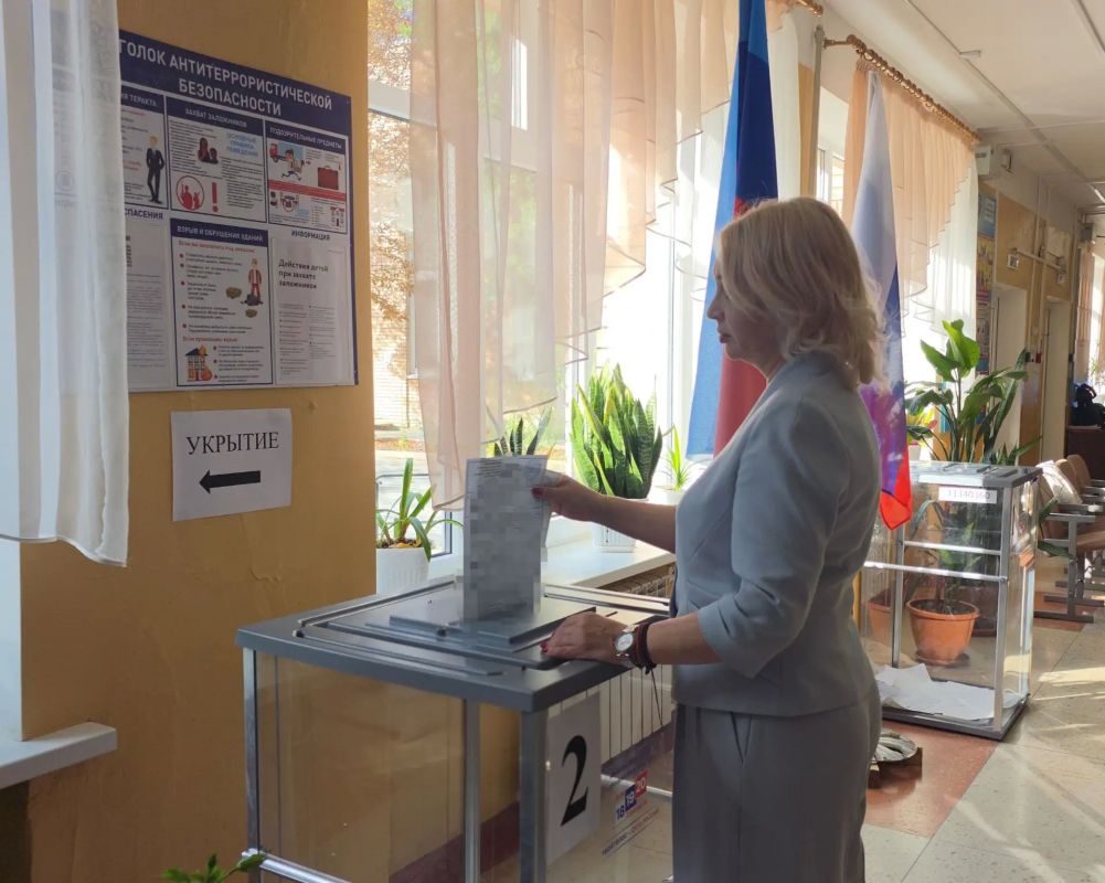 Наталия Пащенко: Сегодня впервые проходят выборы депутатов Государственной Думы от Луганской Народной Республики Наталия Пащенко: Сегодня впервые проходят выборы депутатов Государственной Думы от Луганской Народной Республики