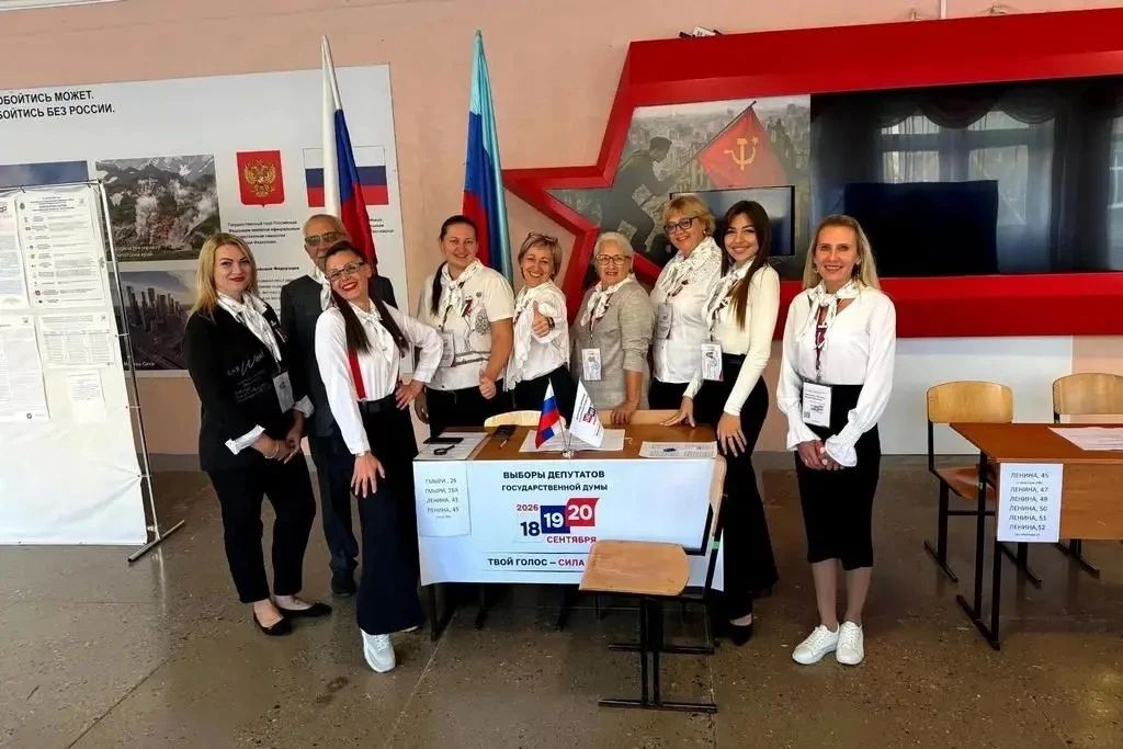 В ЛНР стартовал второй день голосования на выборах депутатов Госдумы В ЛНР стартовал второй день голосования на выборах депутатов Госдумы