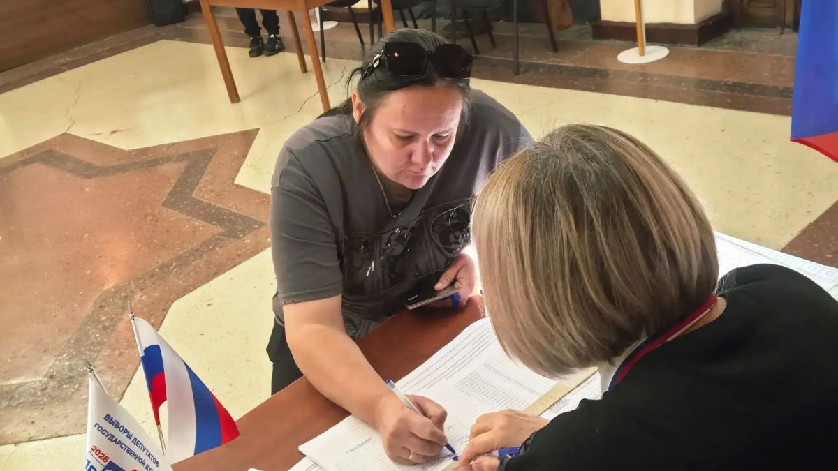 Жители Краснодонщины активно участвуют в выборах депутатов Государственной Думы Российской Федерации Жители Краснодонщины активно участвуют в выборах депутатов Государственной Думы Российской Федерации