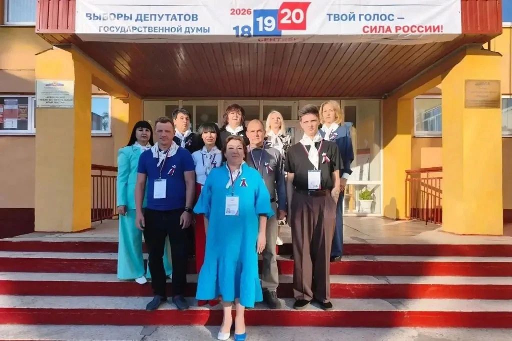 В ЛНР стартовал второй день голосования на выборах депутатов Госдумы В ЛНР стартовал второй день голосования на выборах депутатов Госдумы