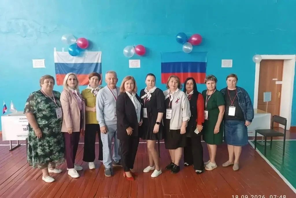 В ЛНР стартовал второй день голосования на выборах депутатов Госдумы В ЛНР стартовал второй день голосования на выборах депутатов Госдумы
