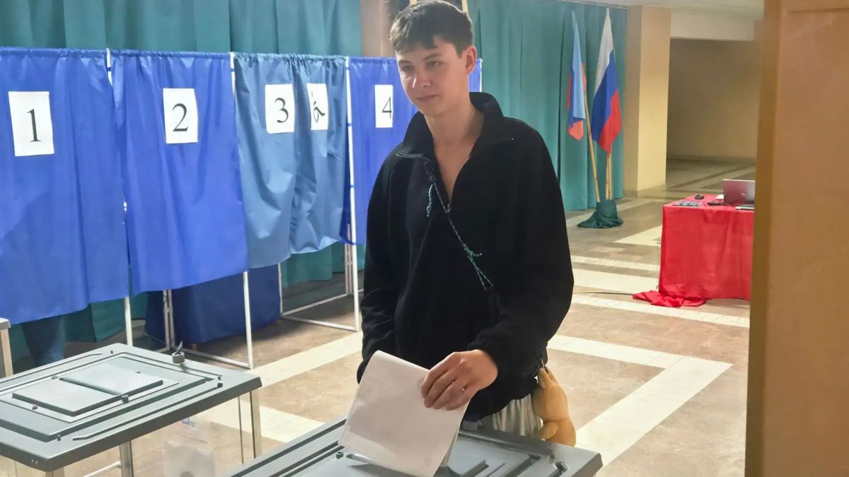 Жители Краснодонщины активно участвуют в выборах депутатов Государственной Думы Российской Федерации Жители Краснодонщины активно участвуют в выборах депутатов Государственной Думы Российской Федерации