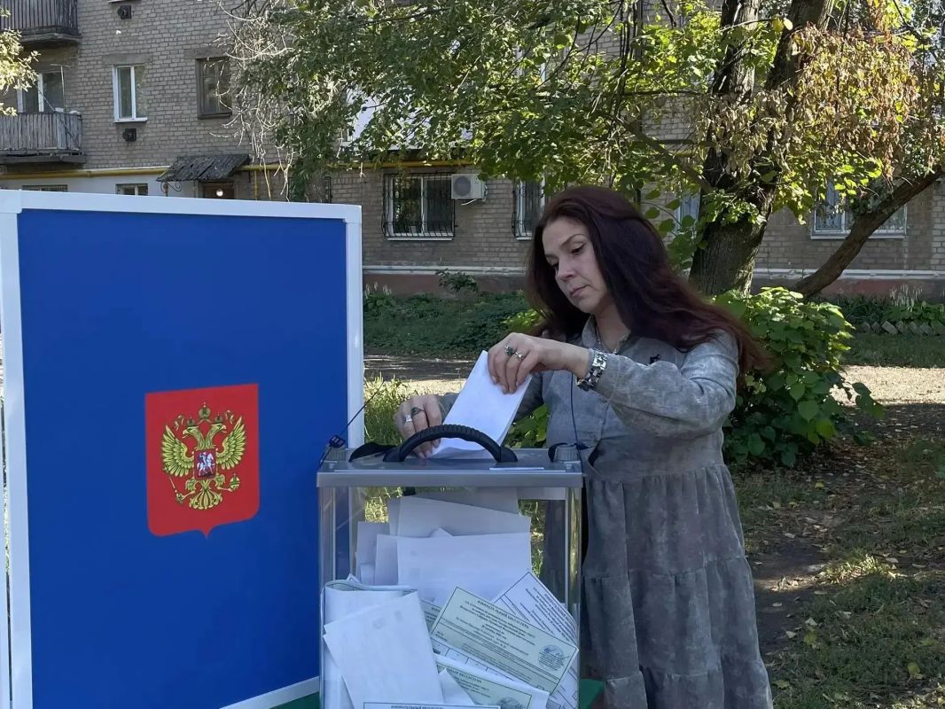 Жители Краснодонщины активно участвуют в выборах депутатов Государственной Думы Российской Федерации Жители Краснодонщины активно участвуют в выборах депутатов Государственной Думы Российской Федерации