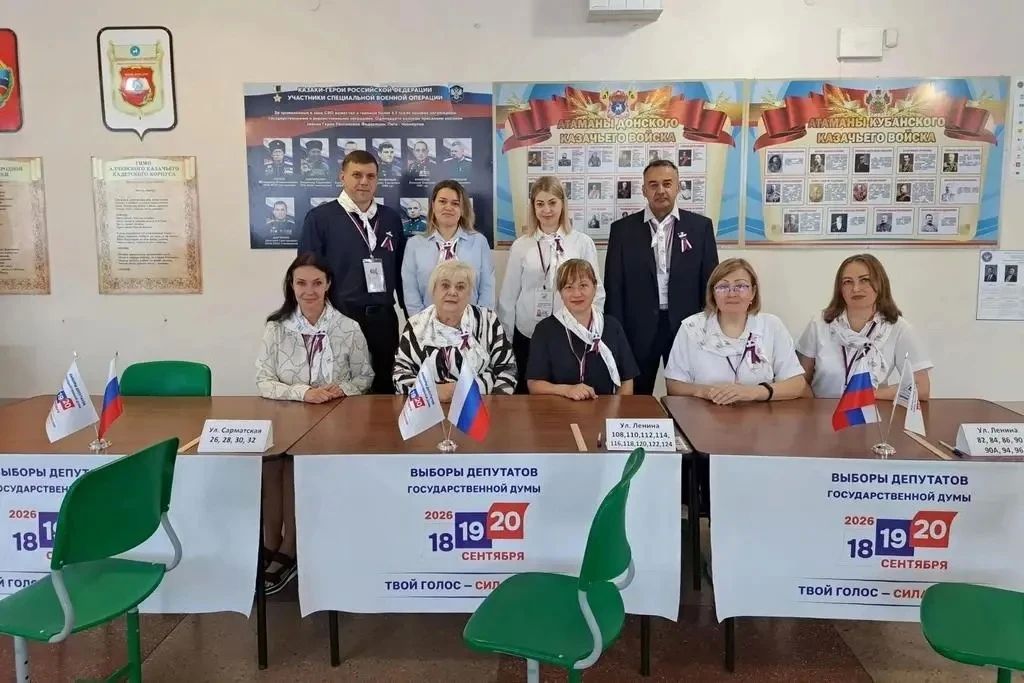 В ЛНР стартовал второй день голосования на выборах депутатов Госдумы В ЛНР стартовал второй день голосования на выборах депутатов Госдумы
