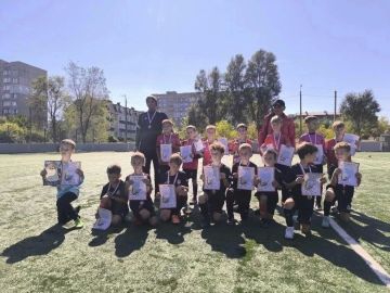 В День города Алчевска прошли захватывающие турниры по футболу, настольному теннису и баскетболу 3х3